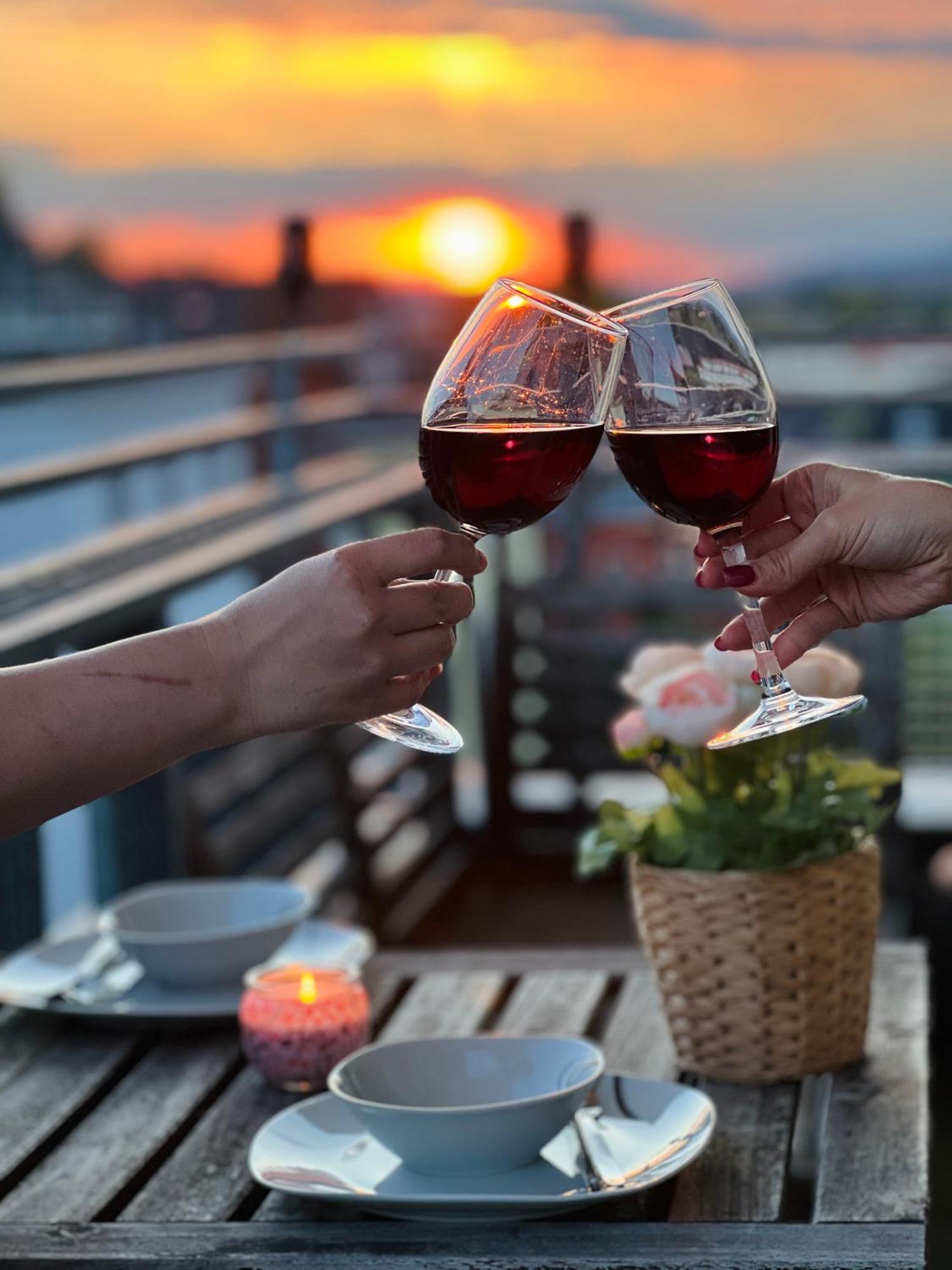 Stariva - Terrasse Ueber Dresden - Kaffeemachine - Netflix - Playstation - Brettspiele Apartment Bagian luar foto