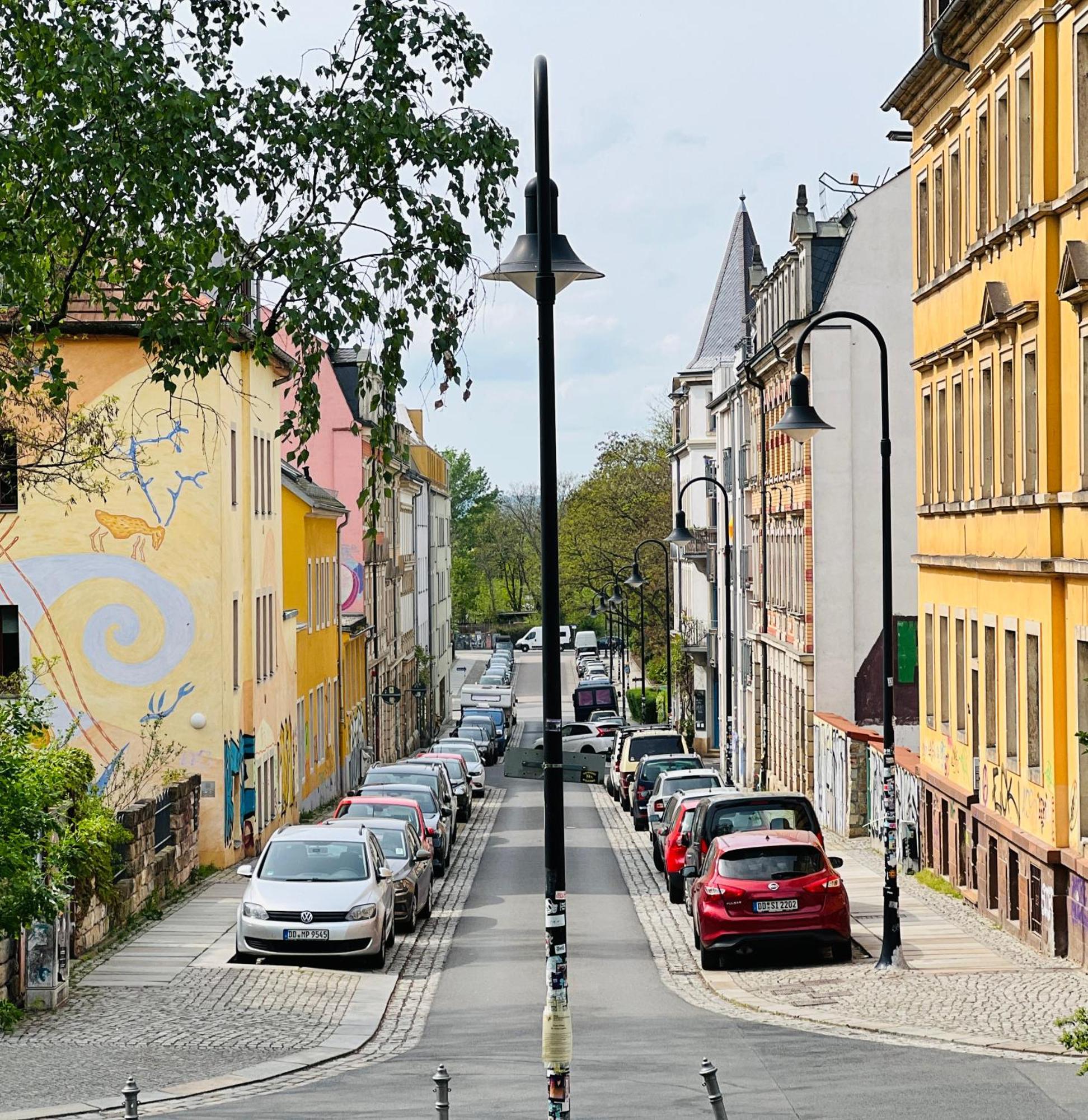 Stariva - Terrasse Ueber Dresden - Kaffeemachine - Netflix - Playstation - Brettspiele Apartment Bagian luar foto