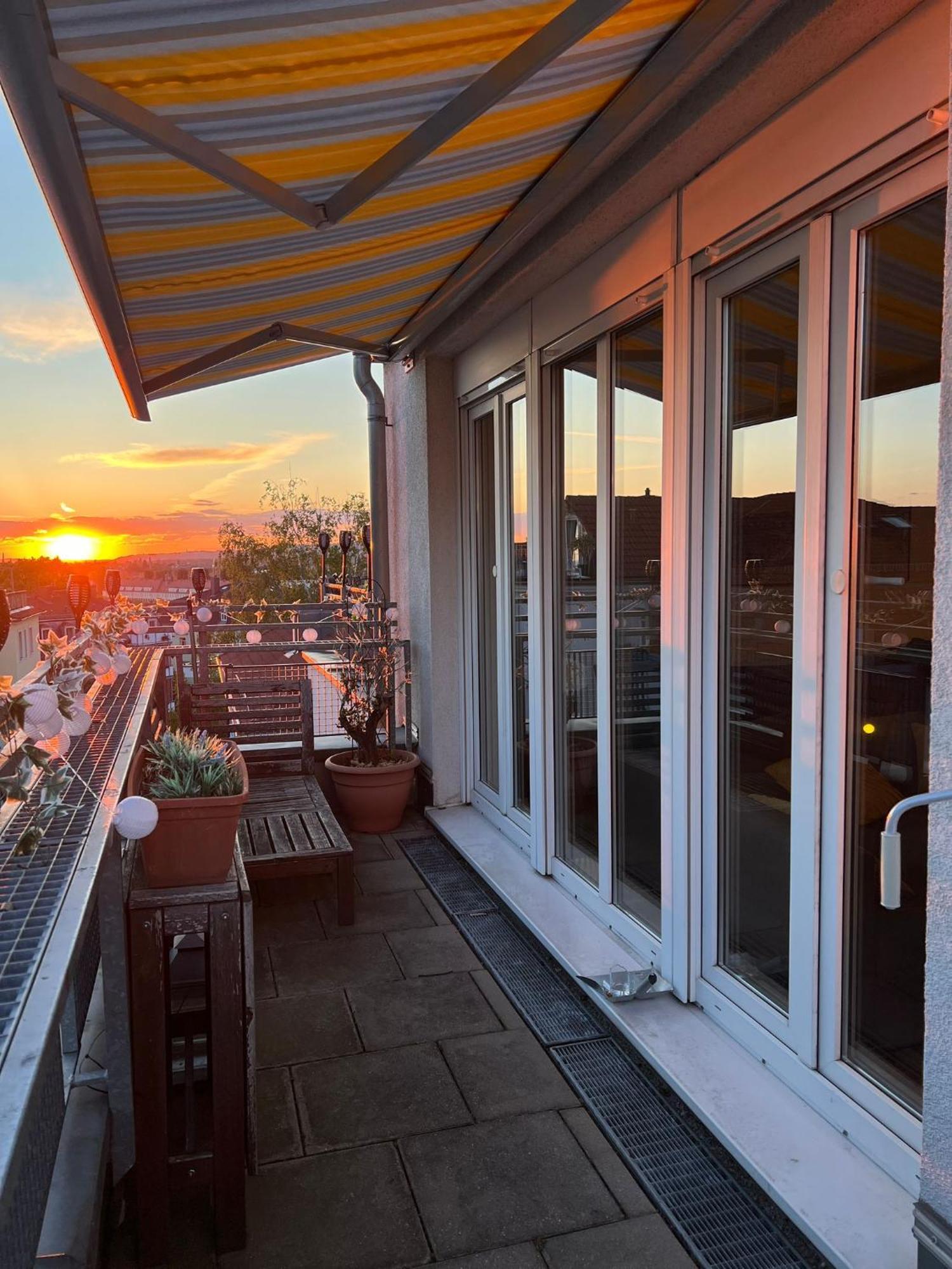Stariva - Terrasse Ueber Dresden - Kaffeemachine - Netflix - Playstation - Brettspiele Apartment Bagian luar foto